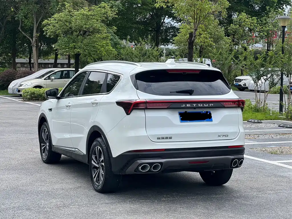 Jetour X70 PLUS 1.5 T DCT Mountain 5-seat