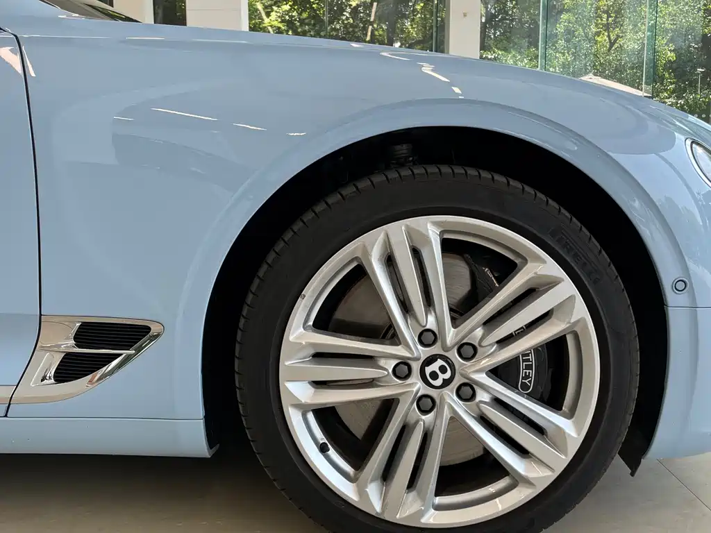 Continental GT 4.0 T GT V8