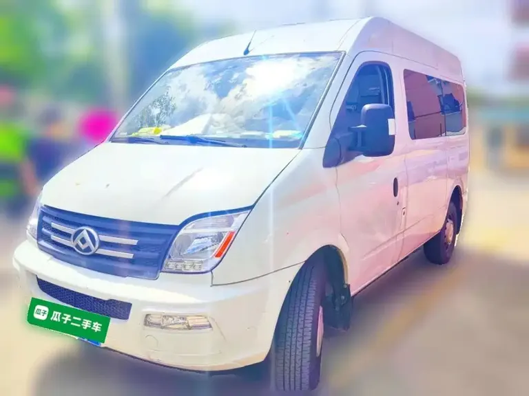 Maxus Xintu V80 2.0 T Manual Classic Aoyuntong SWB Mid Roof 5 6-seat