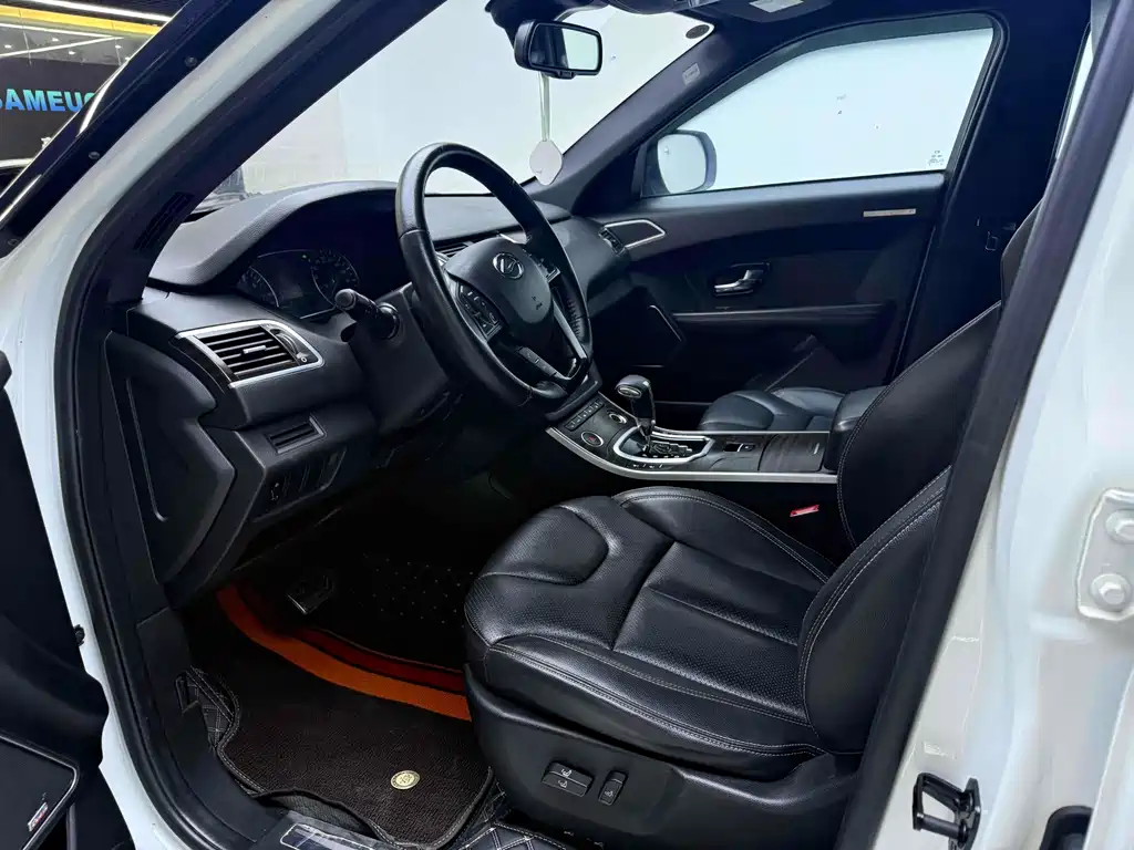 Landwind X7 陆风X7 2016款 2.0 T 全景尊享版
