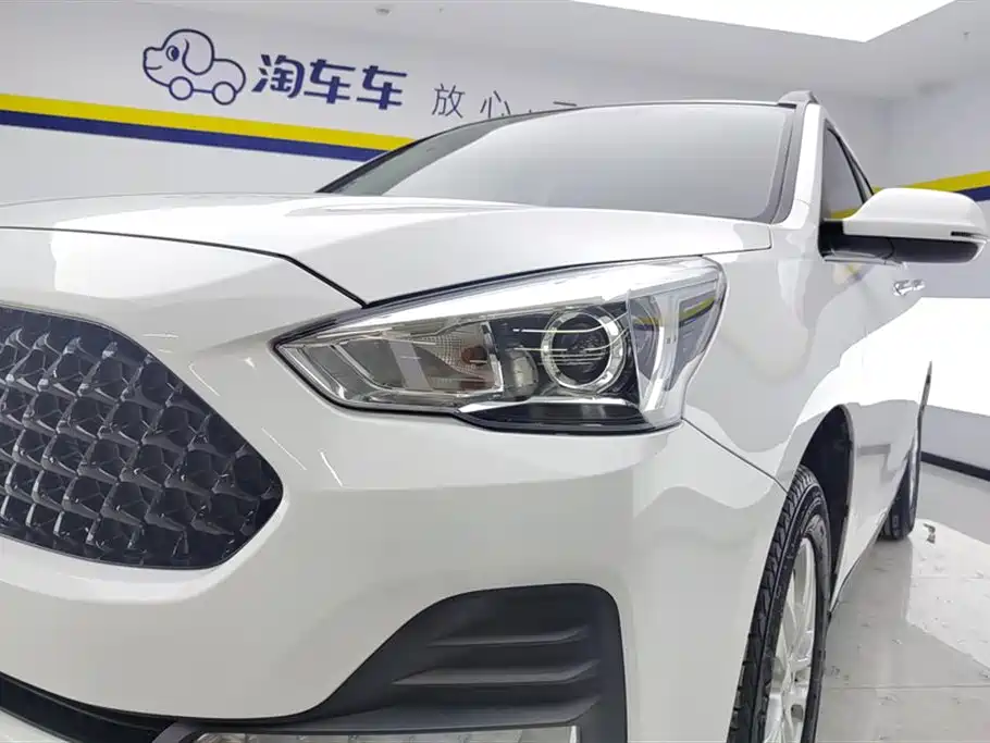 Haval M6 1.5 T DCT 2 WD Elite CN-VI