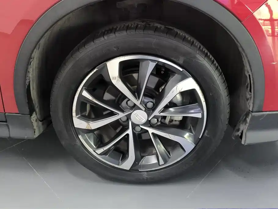 Emgrand S 1.4 T CVT Crossover Player