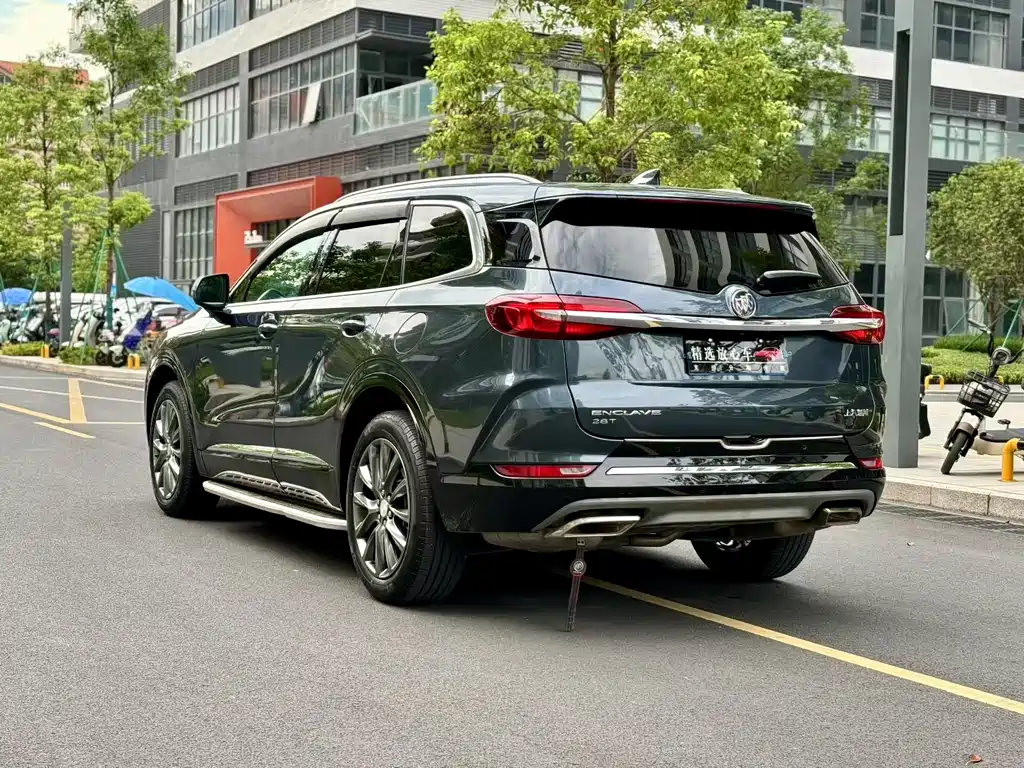 Enclave 28 T 4 WD Distinguished