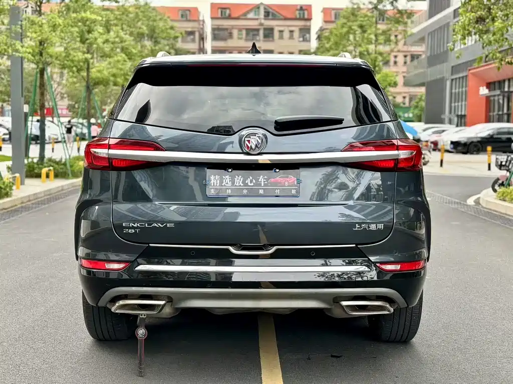 Enclave 28 T 4 WD Distinguished