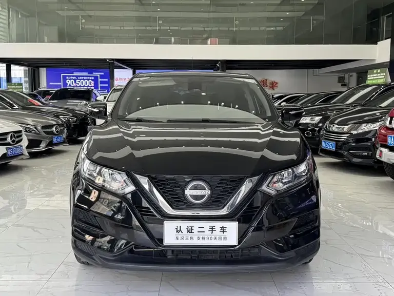 Nissan Qashqai Classic 2.0 L CVT XV Comfort