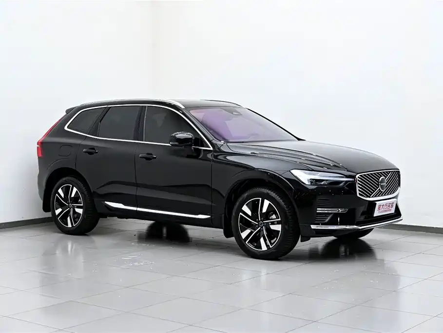 Volvo XC60 B5 4 WD Smart Vision Luxury