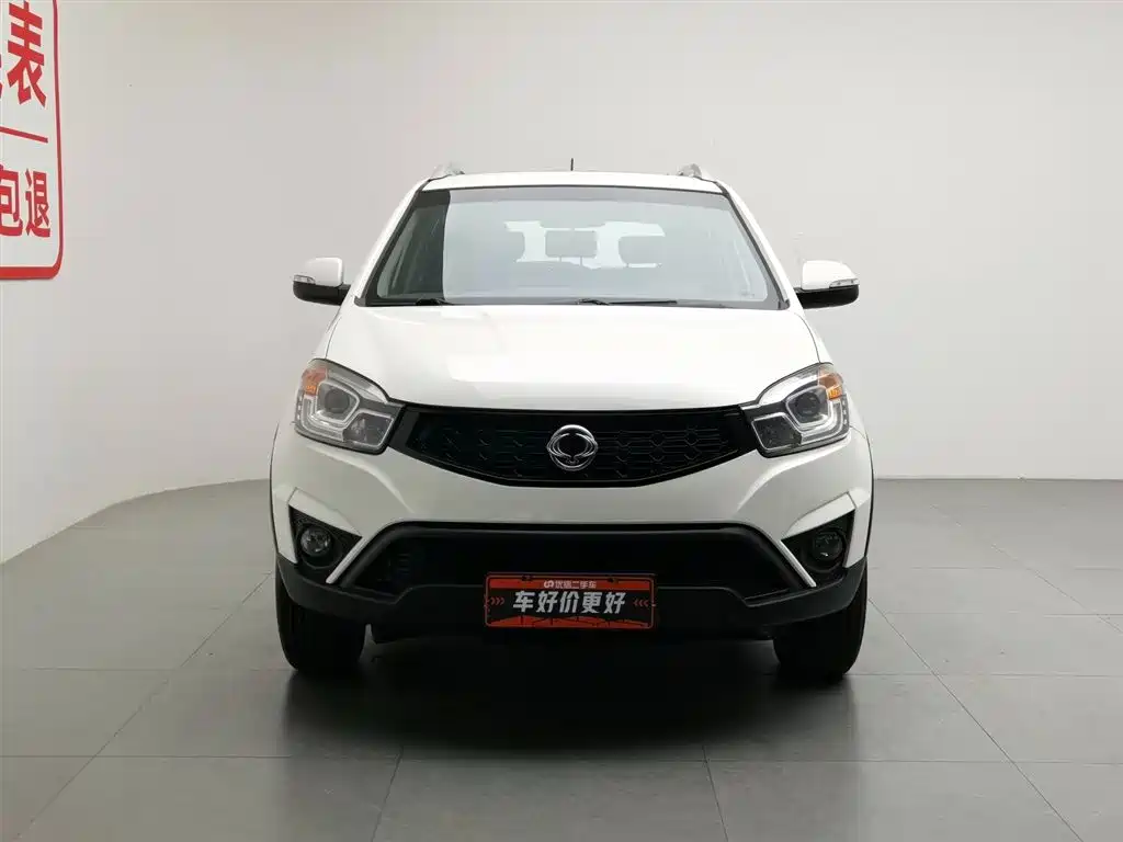 Korando 柯兰多 2014款 2.0 L 汽油两驱自动精英导航版