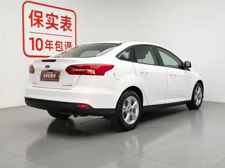 Ford Focus Sedan Classic 1.6 L Auto Comfort Smart Travel