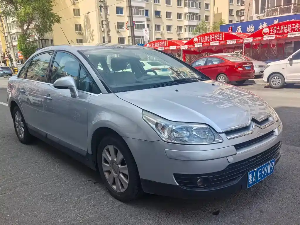 凯旋 凯旋 2006款 2.0 L 自动尊贵型