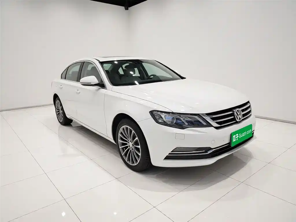 Zotye Z700 1.8 T DCT Luxury