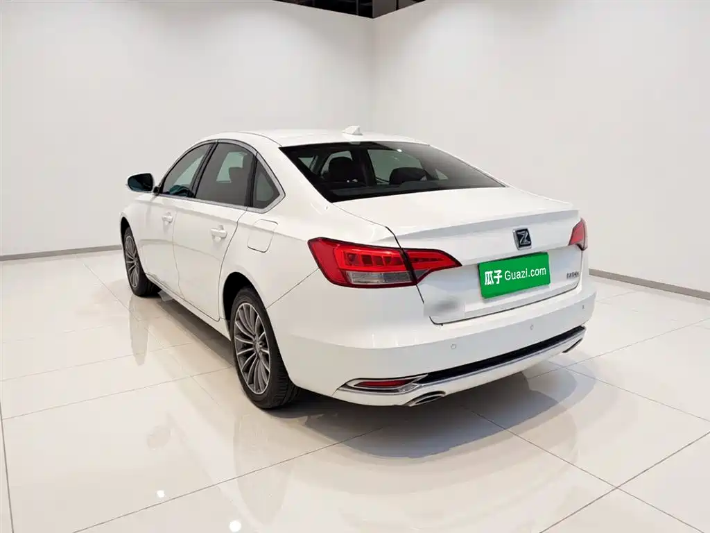 Zotye Z700 1.8 T DCT Luxury