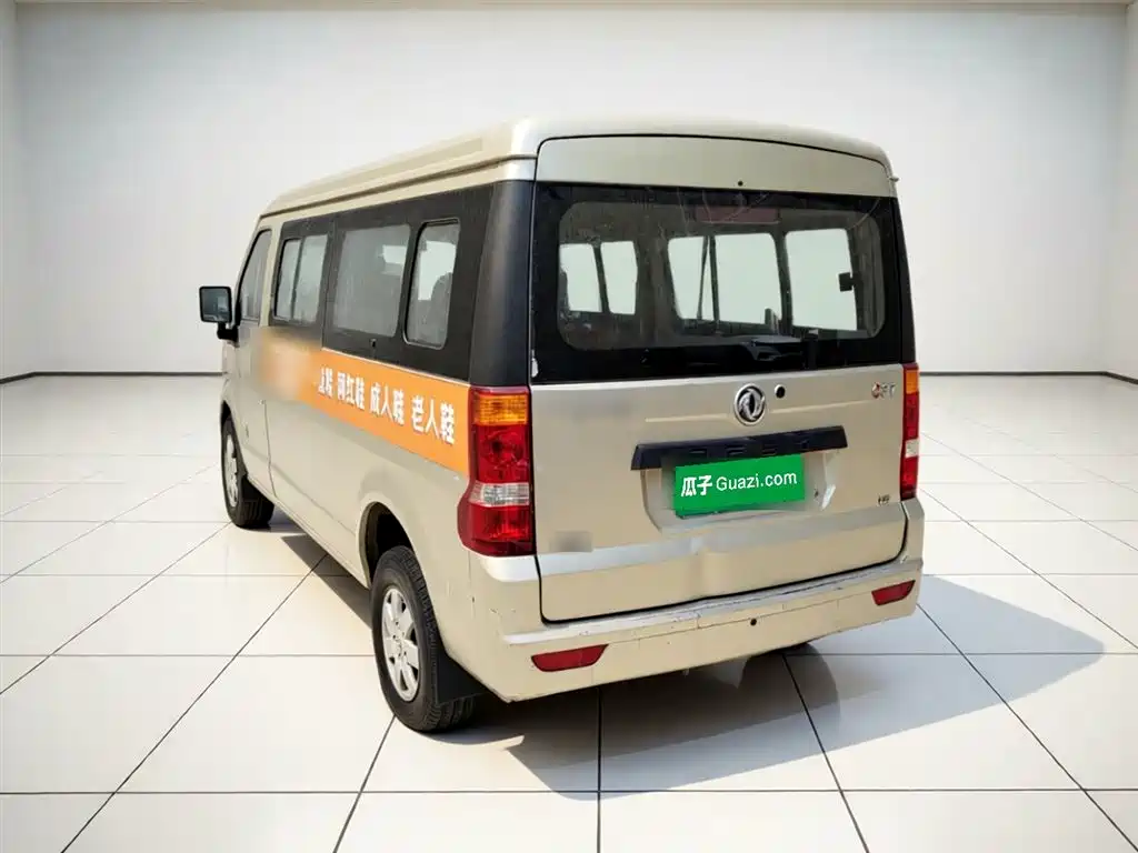 Dongfeng Xiaokang C37 东风小康C37 2016款 1.5 L精典型II DK15-06