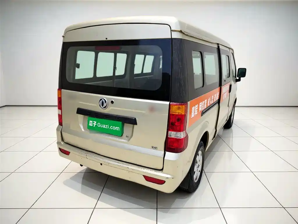 Dongfeng Xiaokang C37 东风小康C37 2016款 1.5 L精典型II DK15-06