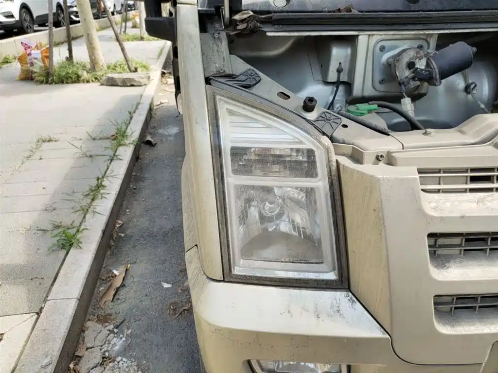 Dongfeng Xiaokang C37 东风小康C37 2016款 1.5 L精典型II DK15-06