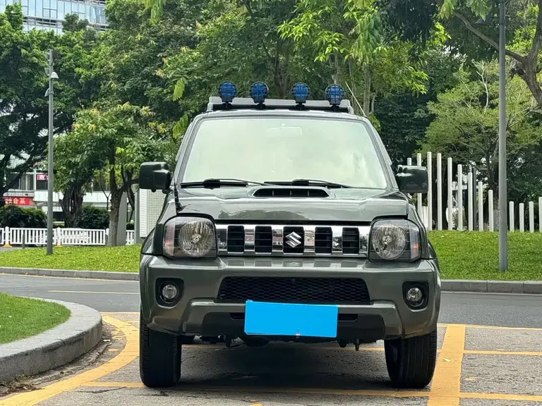 Suzuki Jimny (Import) 1.3 AT JLX