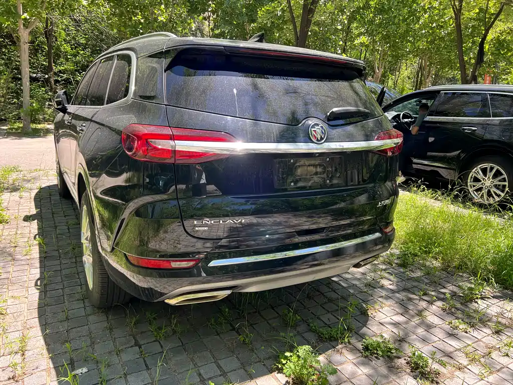 Enclave 652 T 4 WD Premium Flagship 6-seat