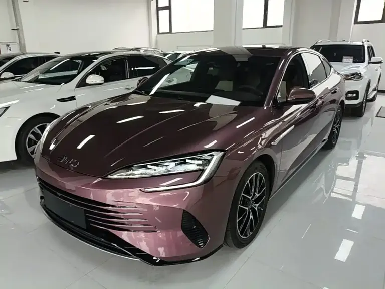 BYD Seal DM-i 1.5 T 121 km Honored