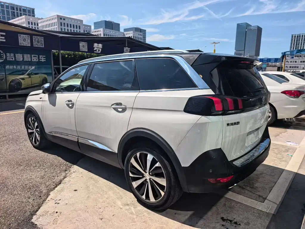 Peugeot 5008 380 THP 7-seat Luxury GT
