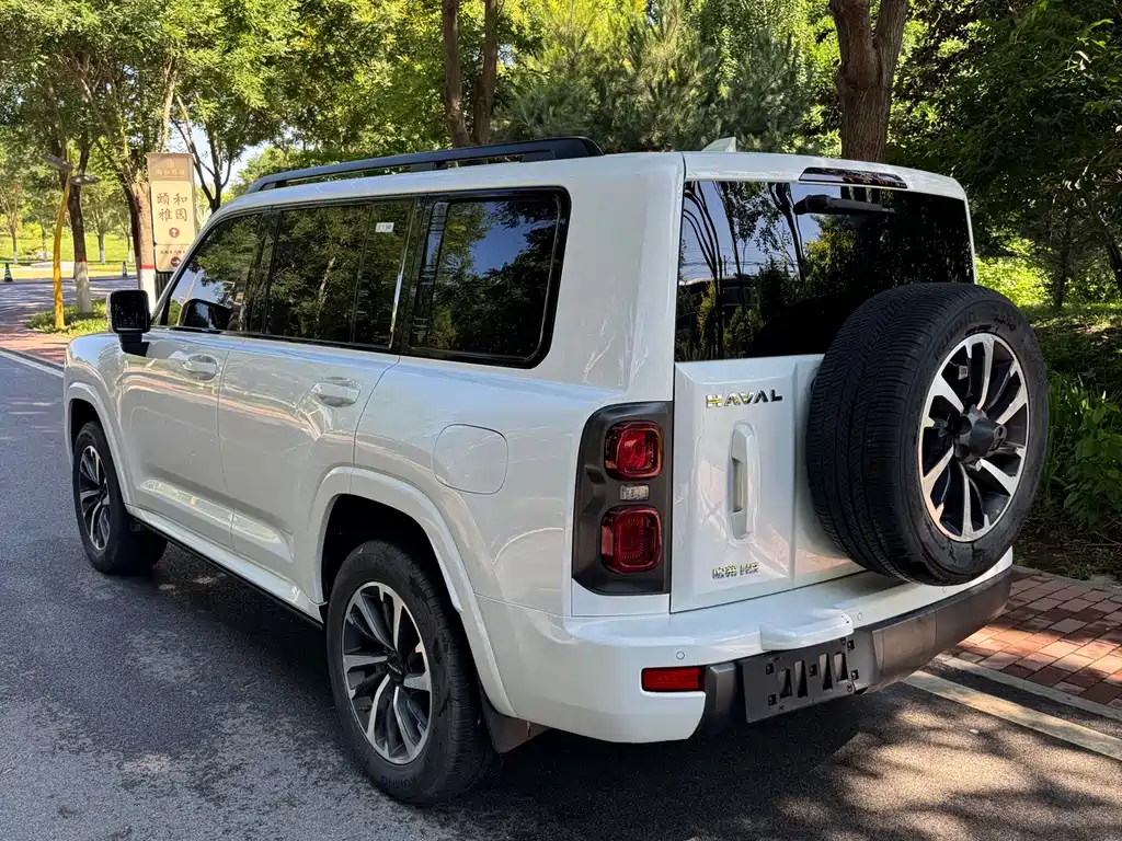 Haval H9 2.4 T Diesel 4 WD Extreme Realm
