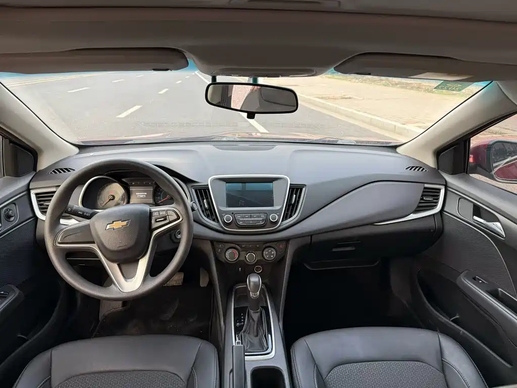 Cavalier 科沃兹 2019款 325 T 双离合欣悦版