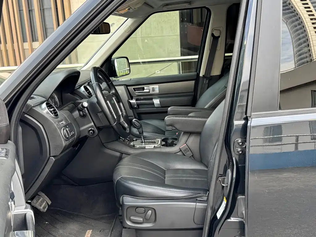 Discovery 3.0 SDV6 HSE Diesel