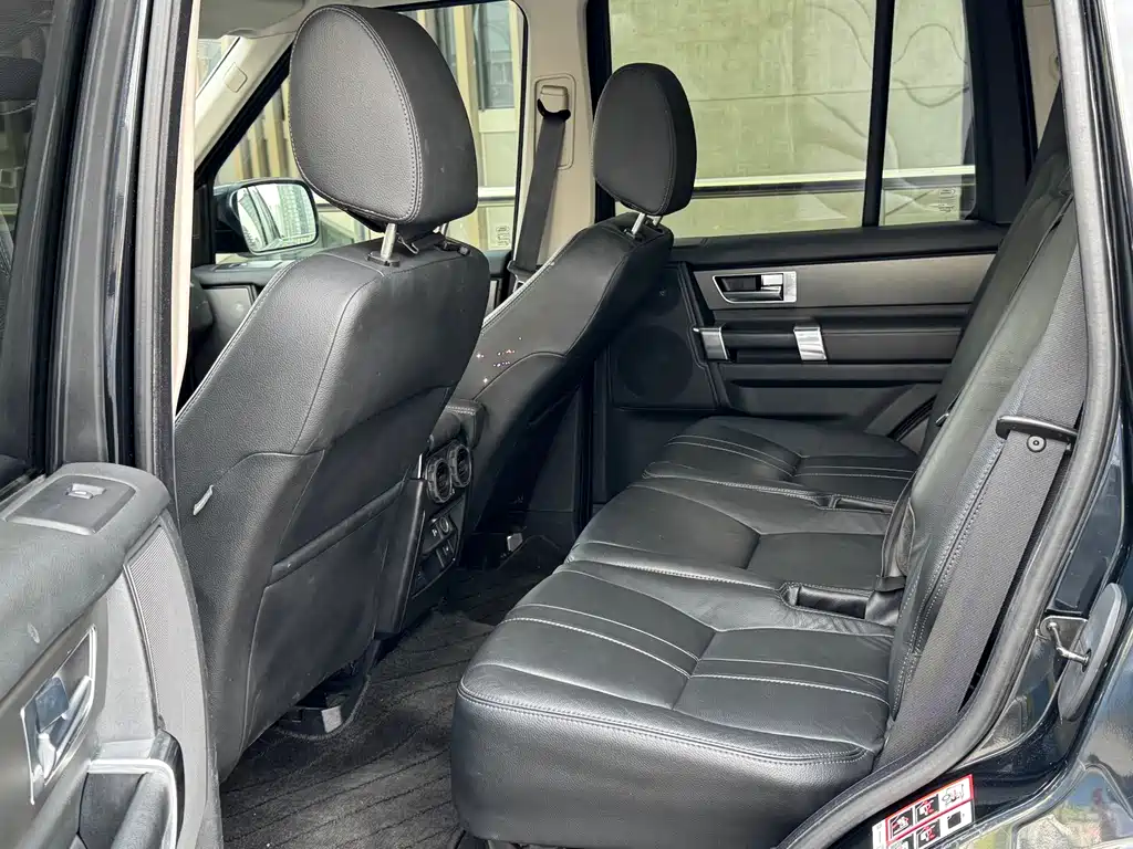 Discovery 3.0 SDV6 HSE Diesel