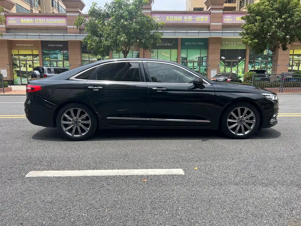 Taurus EcoBoost 245 Premium