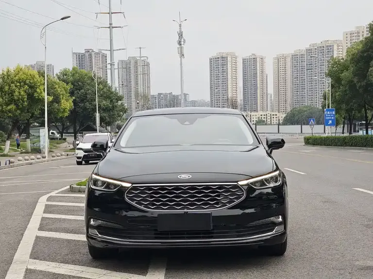 Ford Taurus EcoBoost 245 Premium