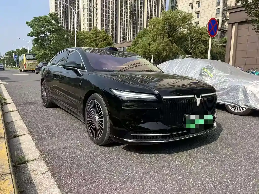 Voyah Zhuiguang L 4 WD Ultra