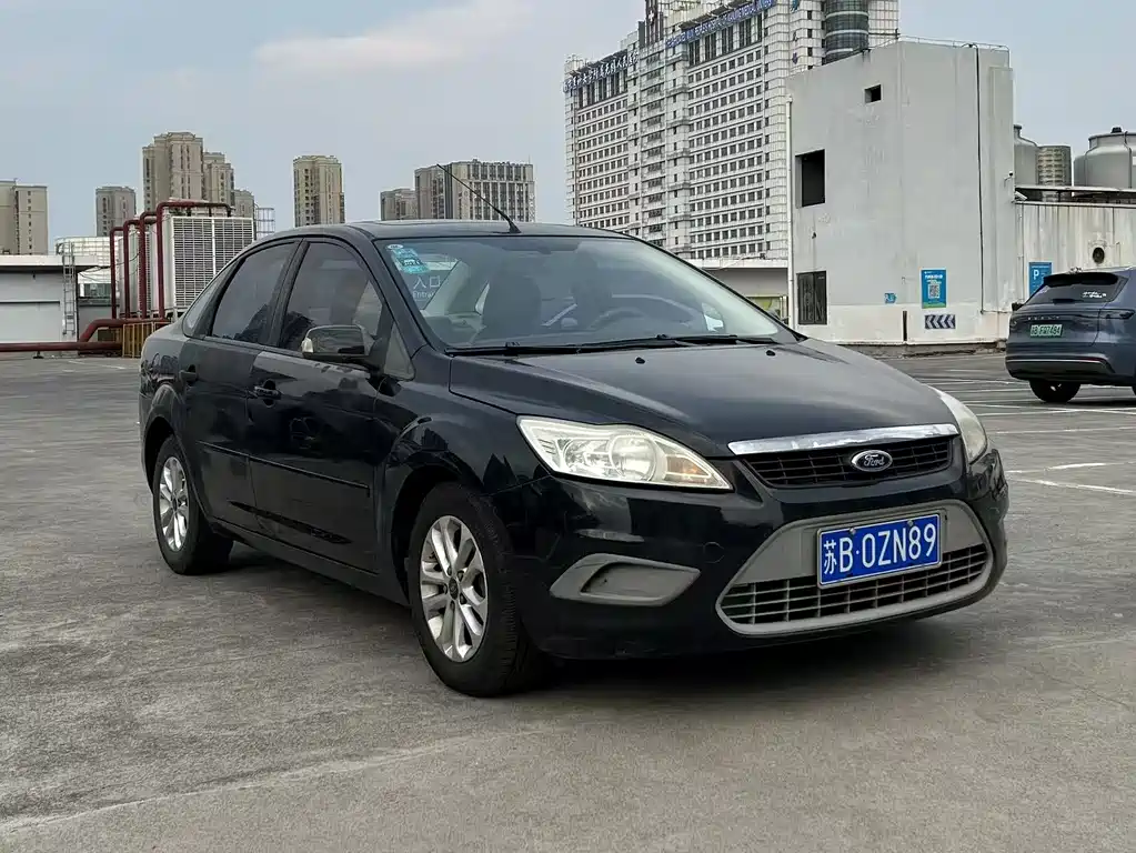 Focus Sedan Classic 1.8 L Auto Fashion