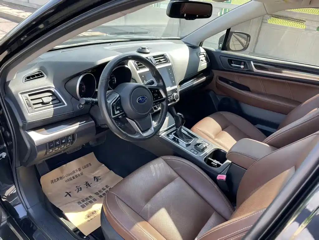 Outback 傲虎 2018款 2.5 i 豪华导航版