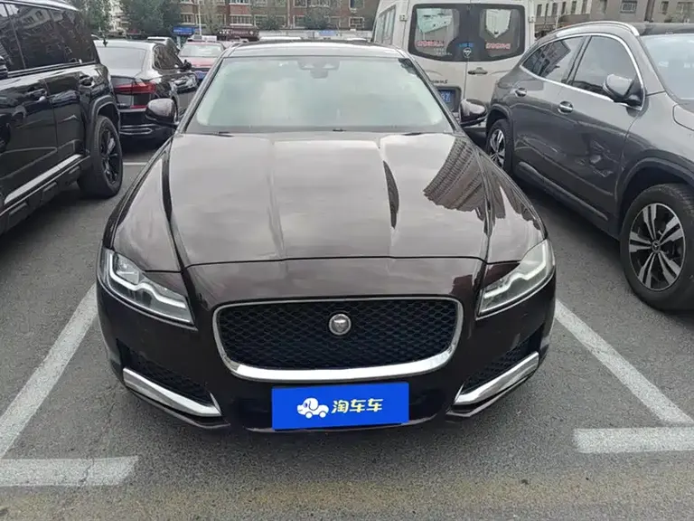 Jaguar XFL XFL 2.0 T 250 PS Luxury