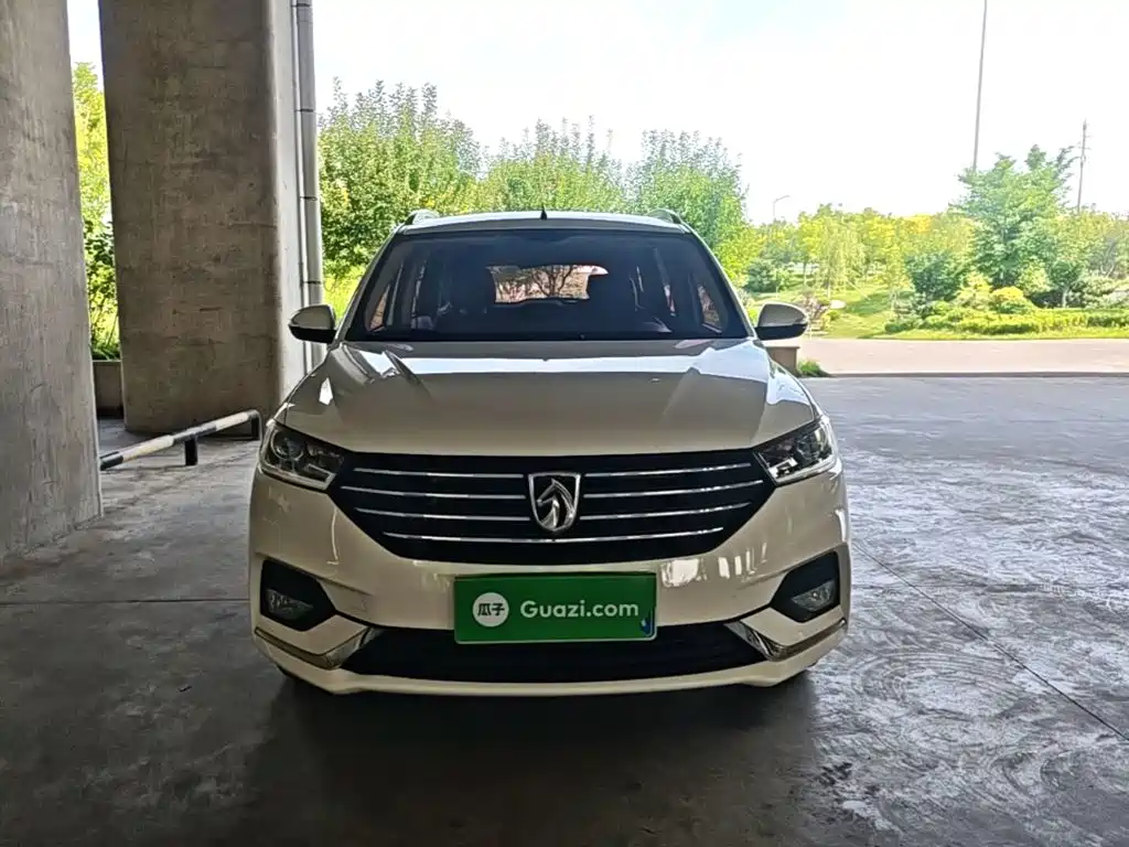 Baojun 360 1.5 L Manual Elite CN-V