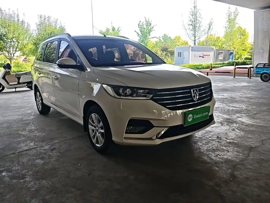 Baojun 360 1.5 L Manual Elite CN-V