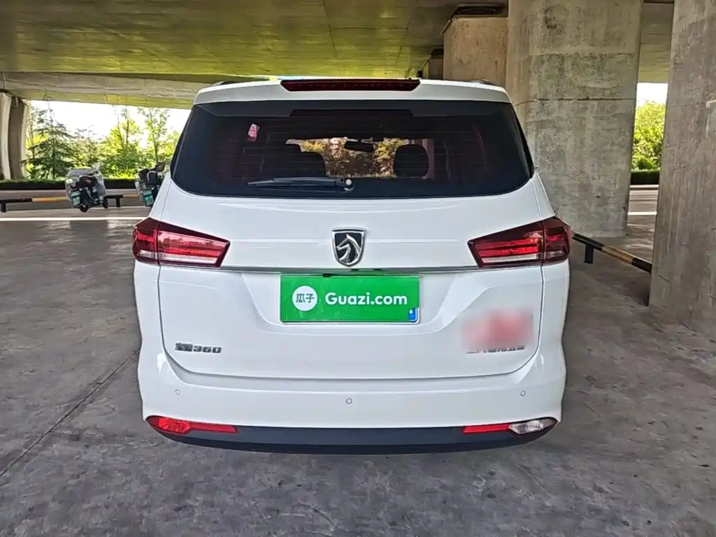 Baojun 360 1.5 L Manual Elite CN-V