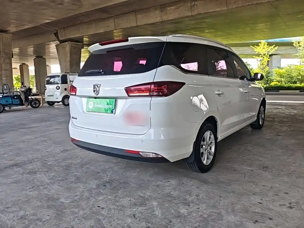 Baojun 360 1.5 L Manual Elite CN-V