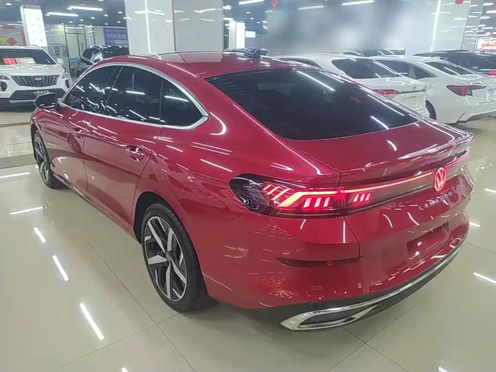 Lamando Lamando L 280 TSI DSG Spicy Cool