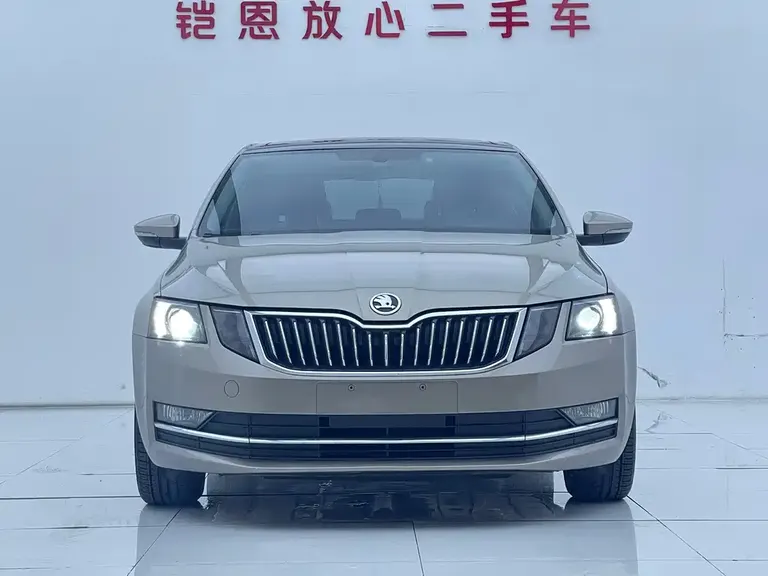 Skoda Octavia 1.6 L Auto Luxury