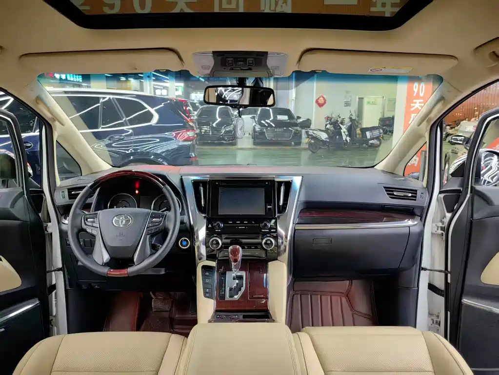 Alphard 3.5 L Luxury
