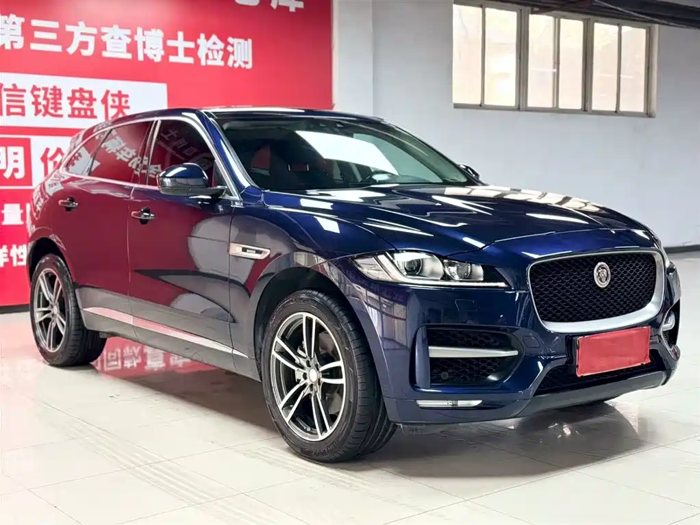 Jaguar F-PACE 2.0 T 4 WD R-Sport Sport