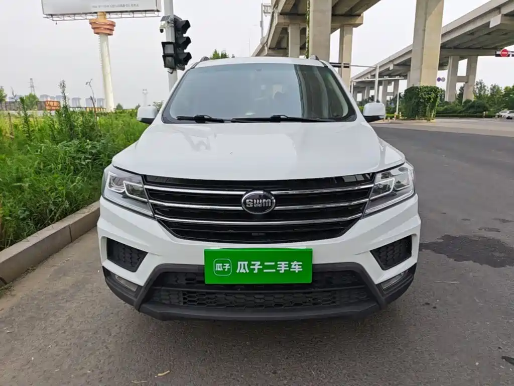 SWM X3 SWM斯威X3 2021款 1.5 L 手动舒适型 7座