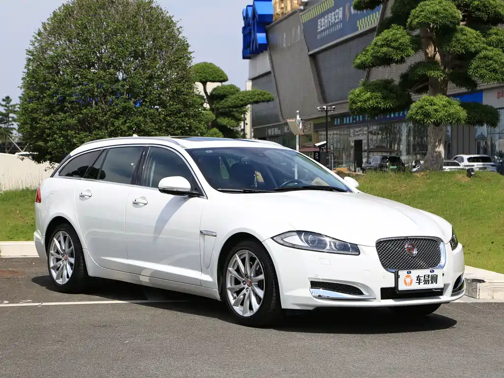 Jaguar XF XF 2.0 T Sportbrake Luxury