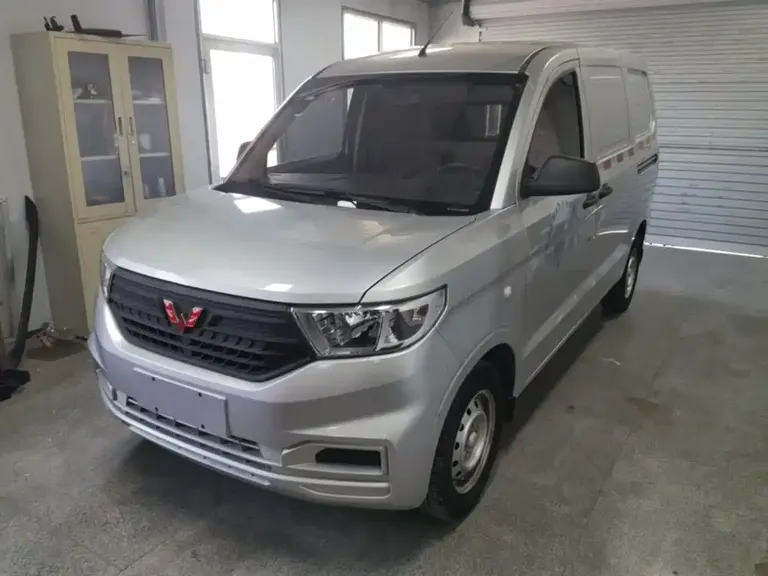 Wuling Hongguang V 五菱宏光V 2022款 1.5 L劲取版封窗车液压助力LAR