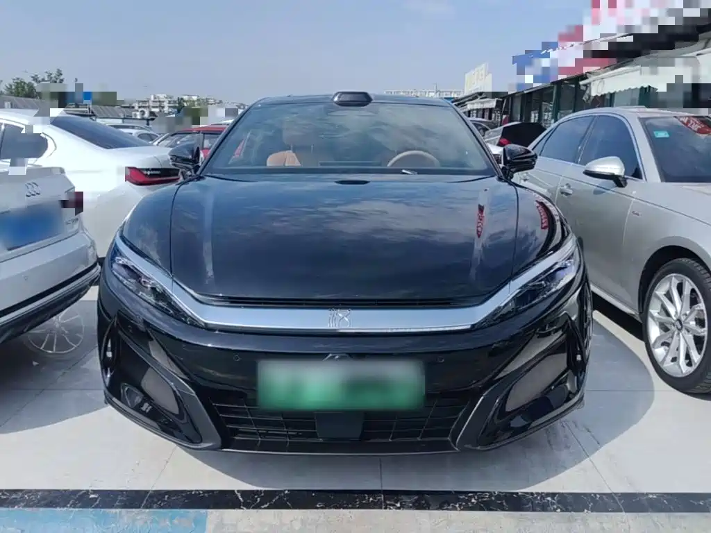 Han L 汉L 2025款 DM-i 200 KM激光雷达尊享型