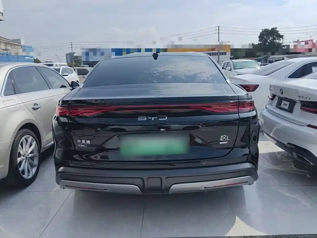 Han L 汉L 2025款 DM-i 200 KM激光雷达尊享型