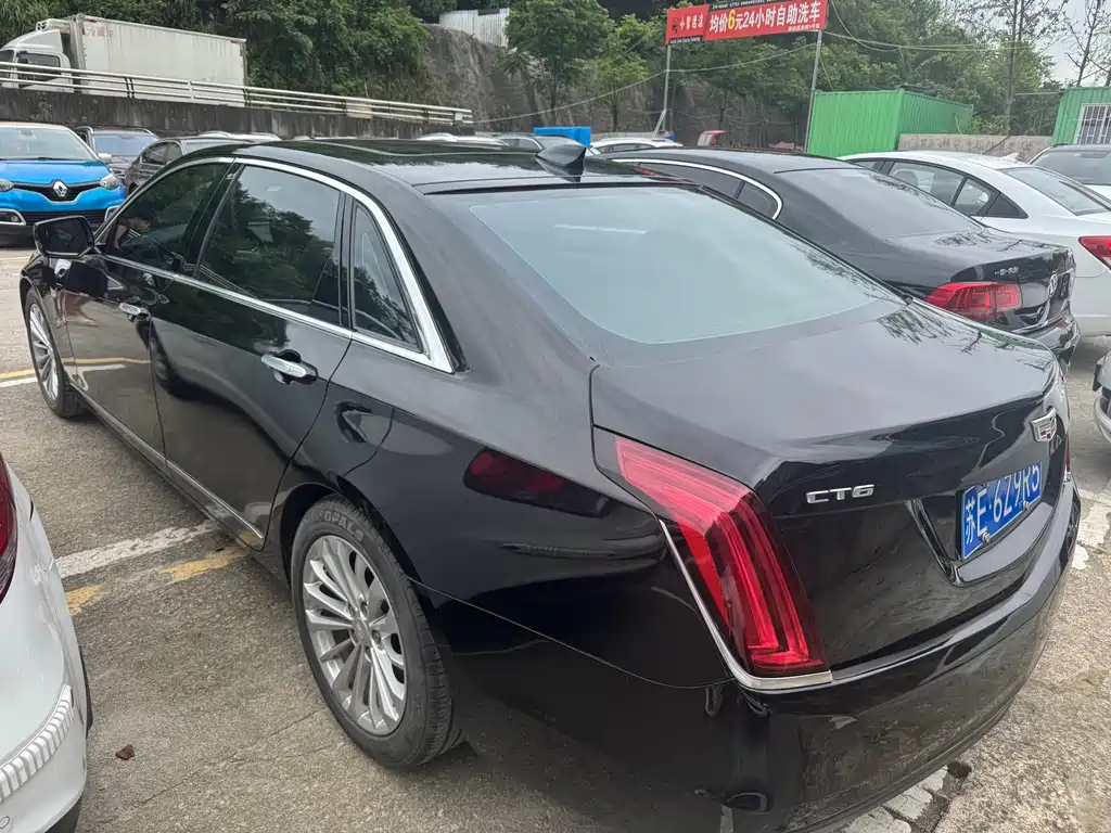 Cadillac CT6 28 T Luxury