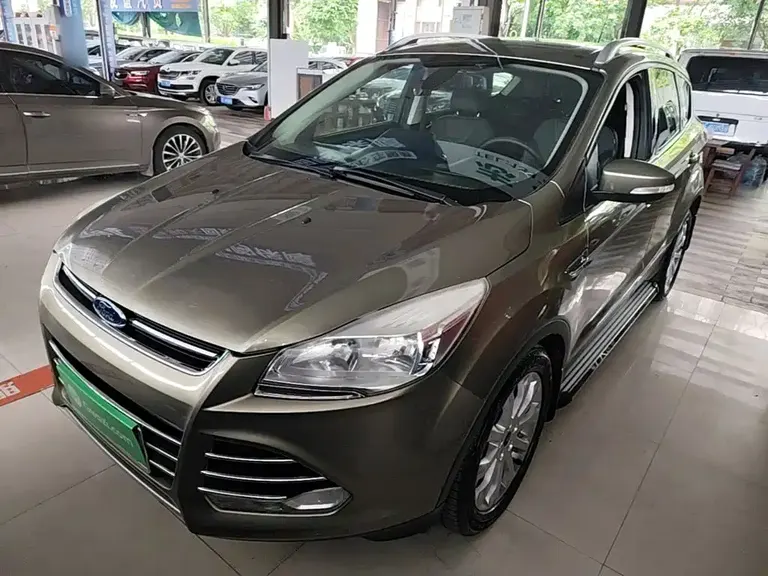 Ford Kuga 1.5 L GTDi 2 WD Style