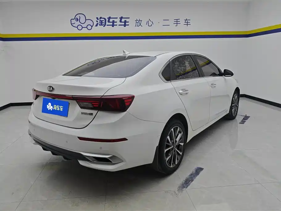 Kia K3 1.5 L CVT Fashion