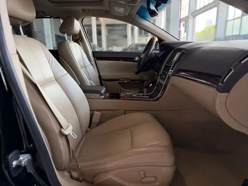 SLS Seville 2.0 T Comfort