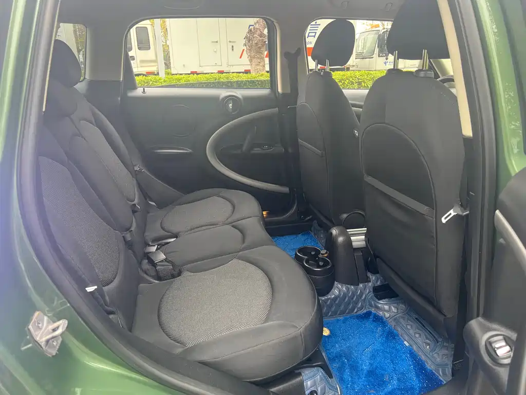 MINI COUNTRYMAN 1.6 L ONE
